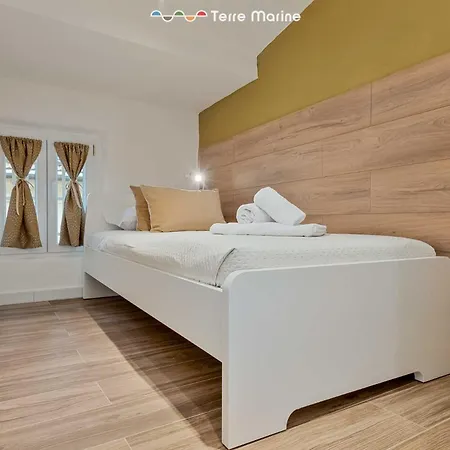 Platform Zero, Terre Marine Apartment